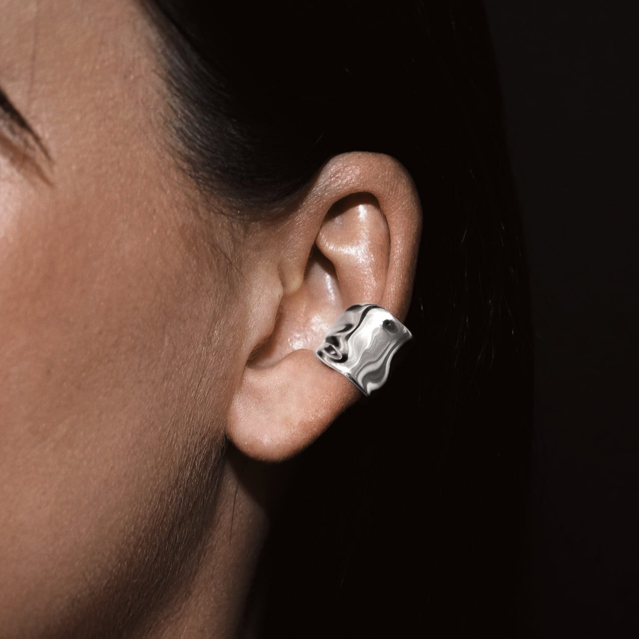 billion-avenue-molten-ara-earcuff-dor-mono-14mm image 4