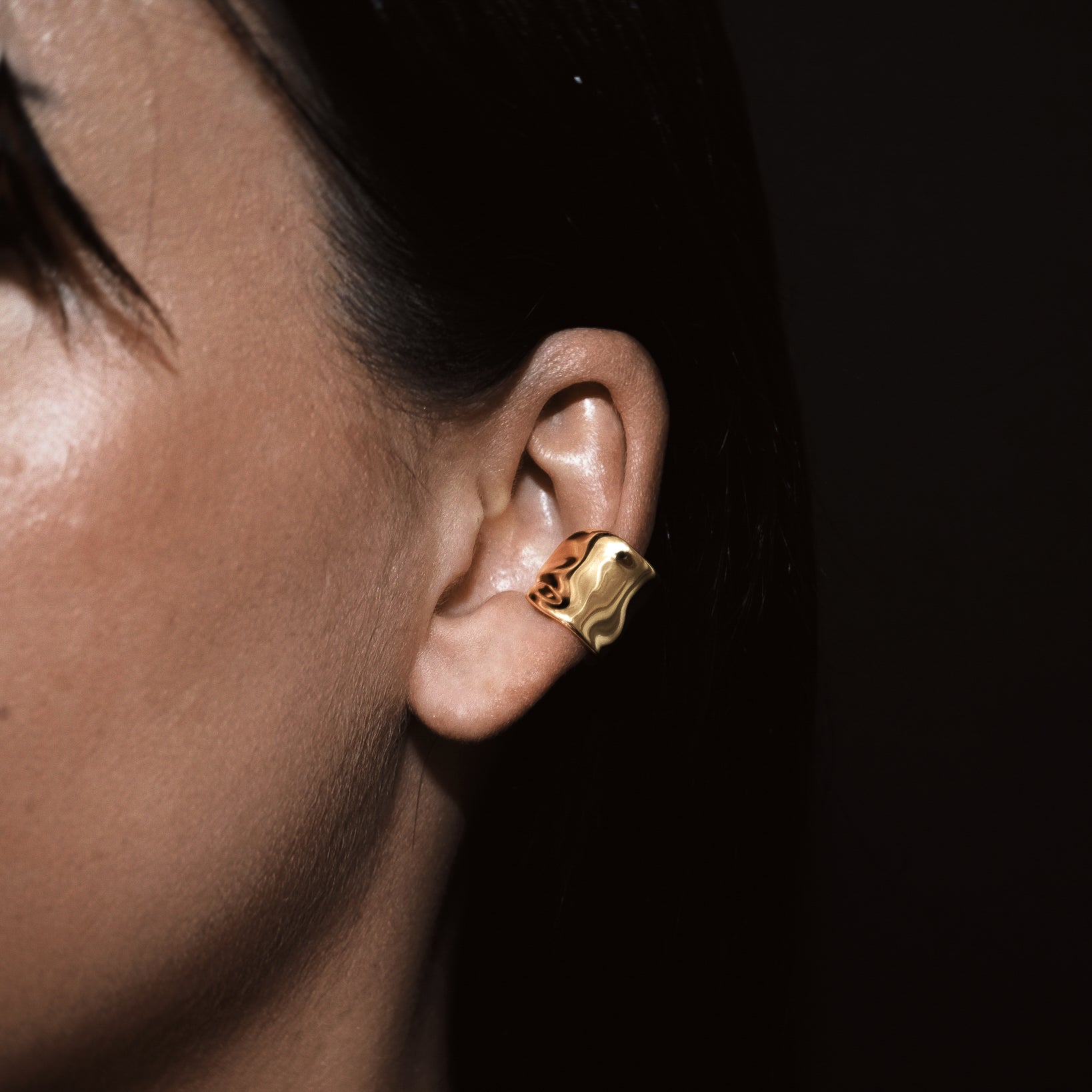 billion-avenue-molten-ara-earcuff-dor-mono-14mm image 2
