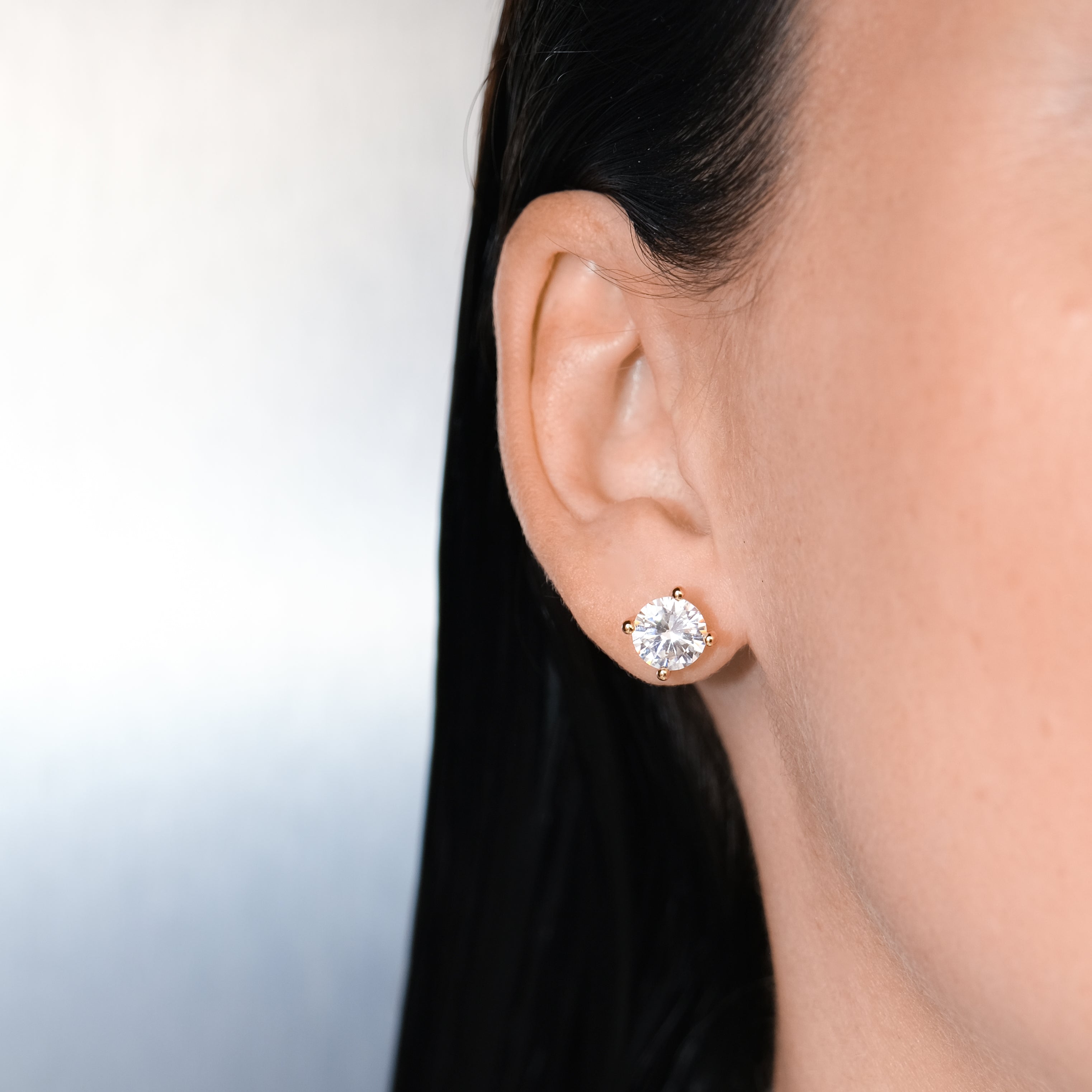 billion-avenue-crystal-diamond-clou-d-oreille-dor-zirconia image 5