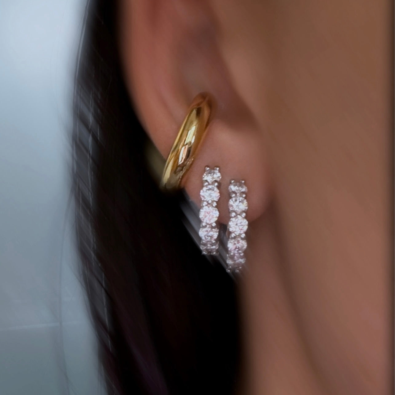 billion-avenue-iris-mono-boucle-ronde-or-zirconia-23mm image 5