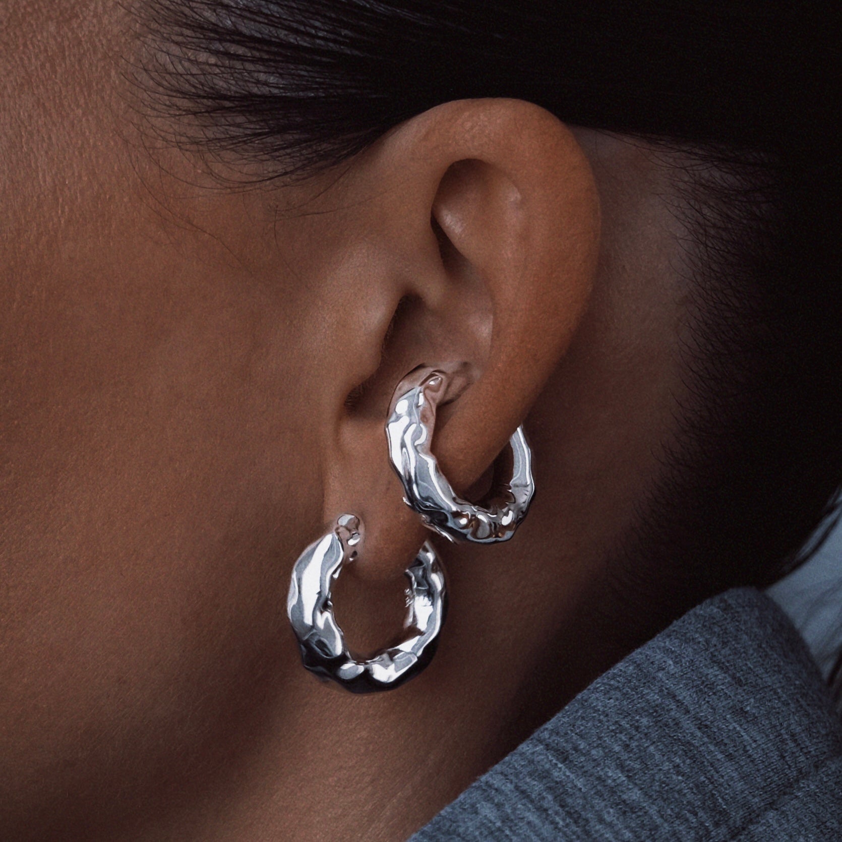 billion-avenue-chunky-kos-molten-boucle-dor-e-23-mm image 6